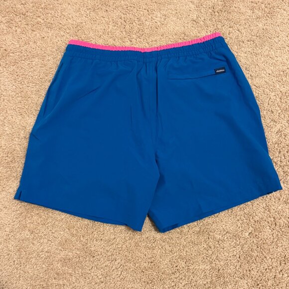 Chubbies Blue/Pink Lined Classic Swim Trunk - Large 5.5" Inseam - Picture 2 of 3